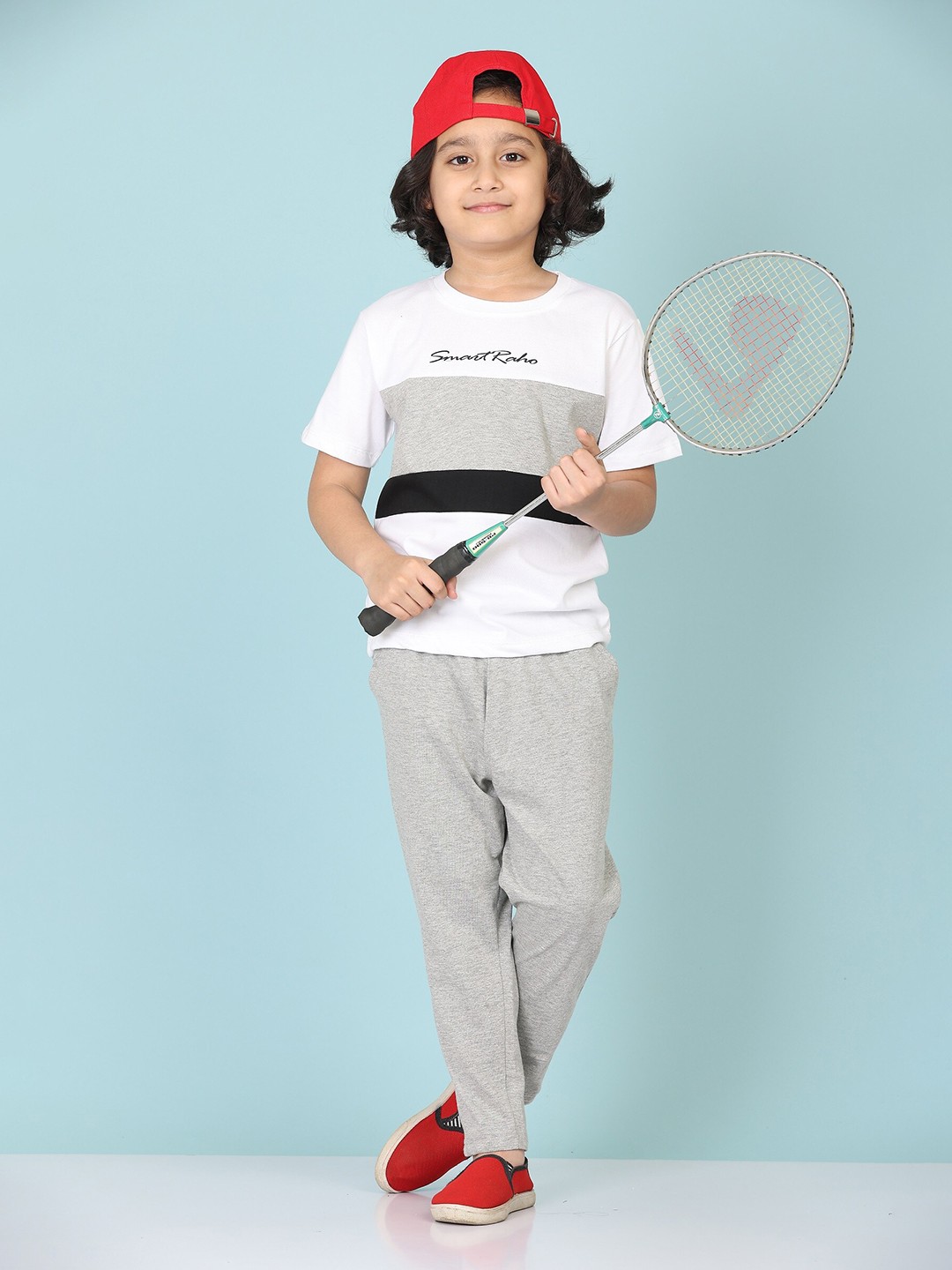 

SmartRAHO Boys Colourblocked Pure Cotton T-shirt with Trousers, White