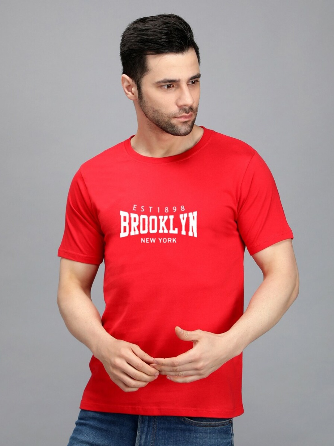 

TRENDY RABBIT Typography Printed Cotton T-shirt, Red