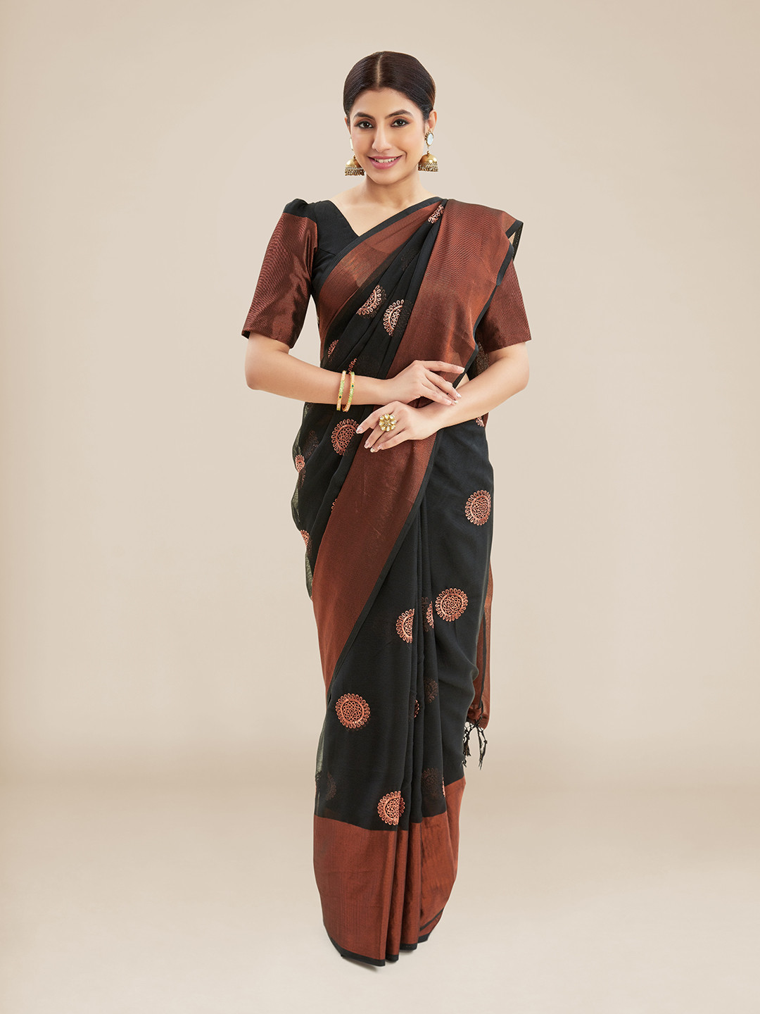 

Kalyan Silks Ethnic Motifs Pure Crepe Baluchari Saree, Black