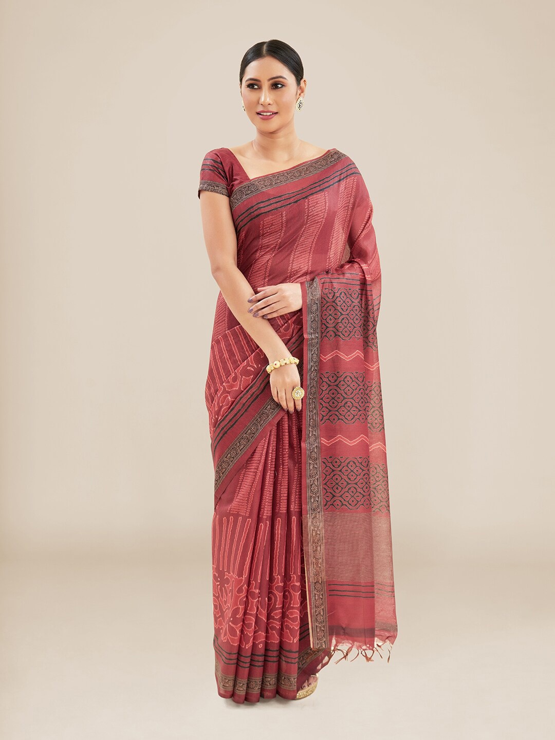 

Kalyan Silks Striped Tussar Saree, Maroon