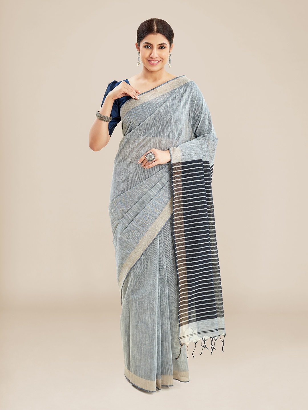 

Kalyan Silks Art Silk Bhagalpuri Saree, Grey