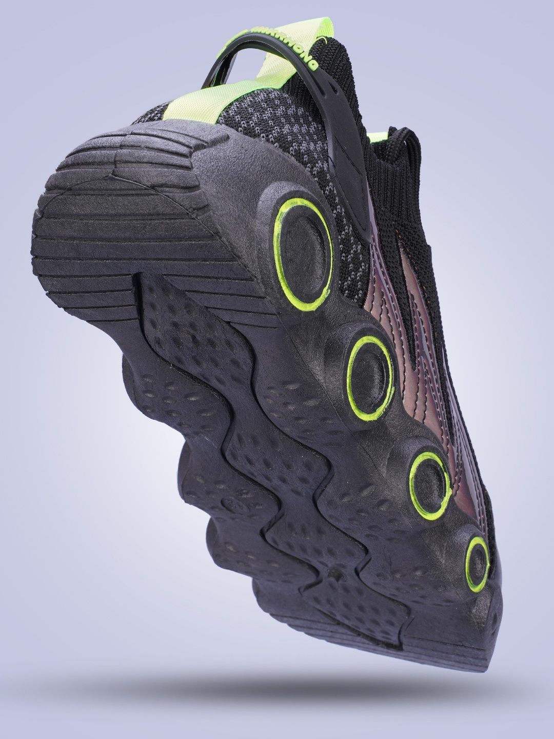 

Atom Men Woven Design Sneakers, Black
