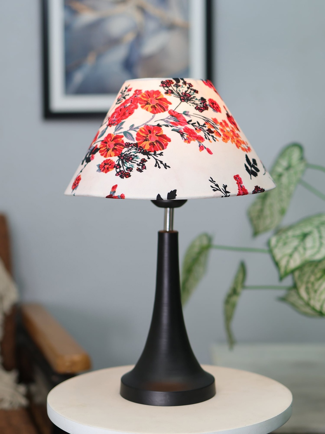 

Homesake Black & White Floral Printed Table Lamp With Metal Base