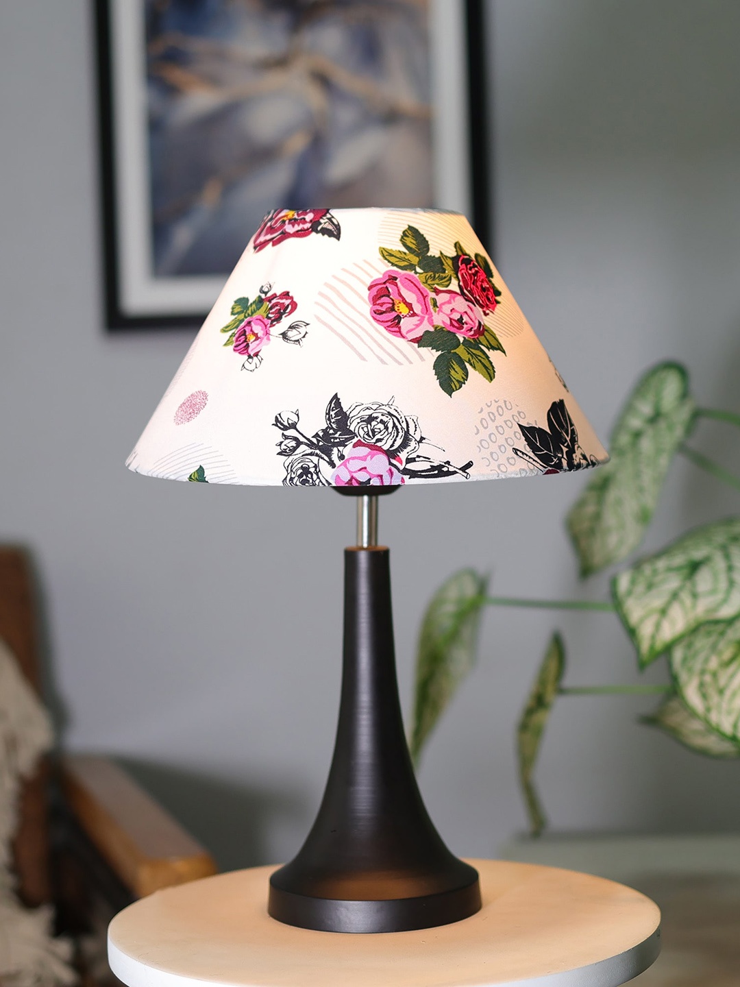 

Homesake Black & White Floral Printed Table Lamp With Metal Base
