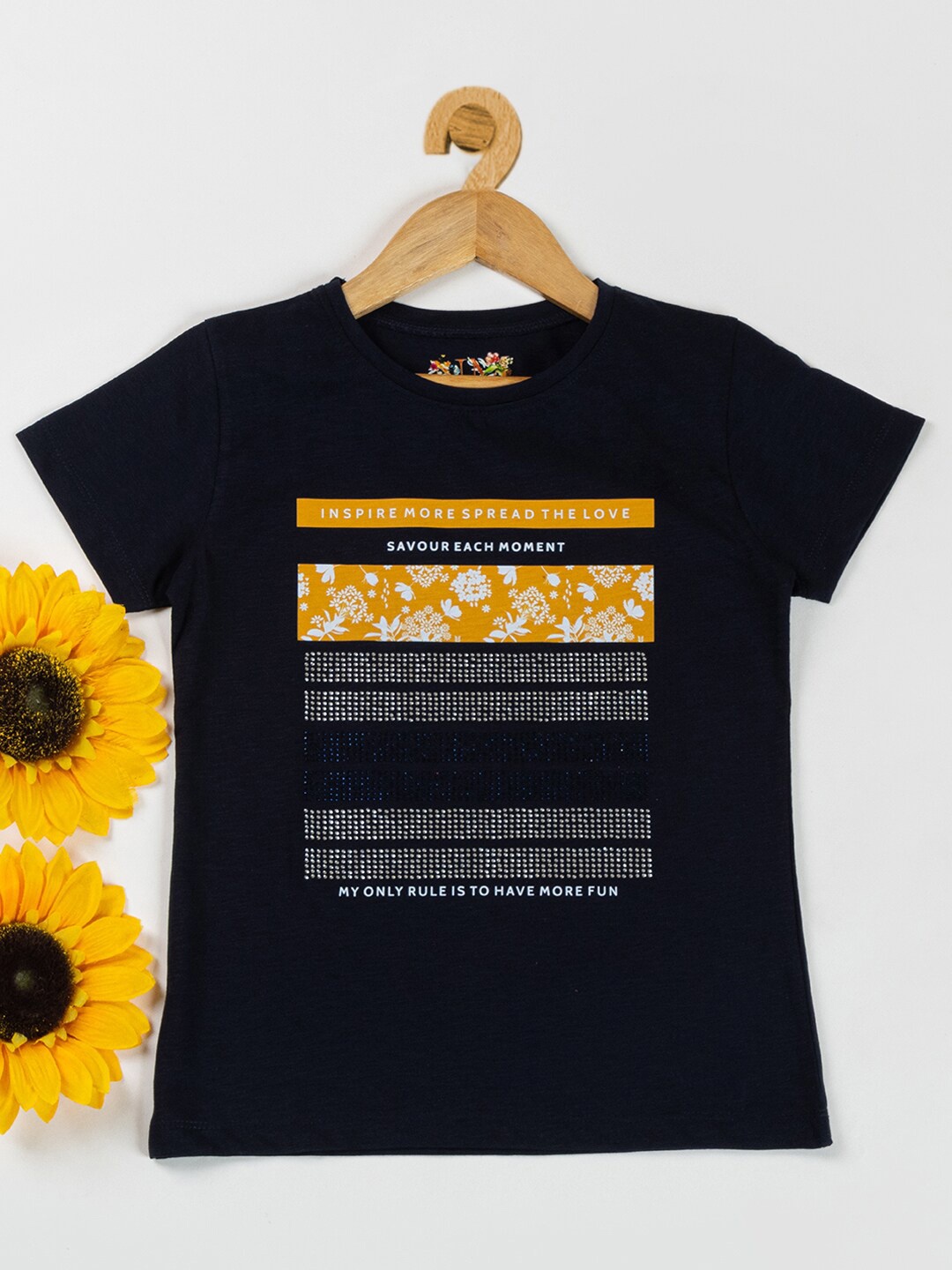 

Nins Moda Floral Printed Embellished Cotton T-shirt, Black