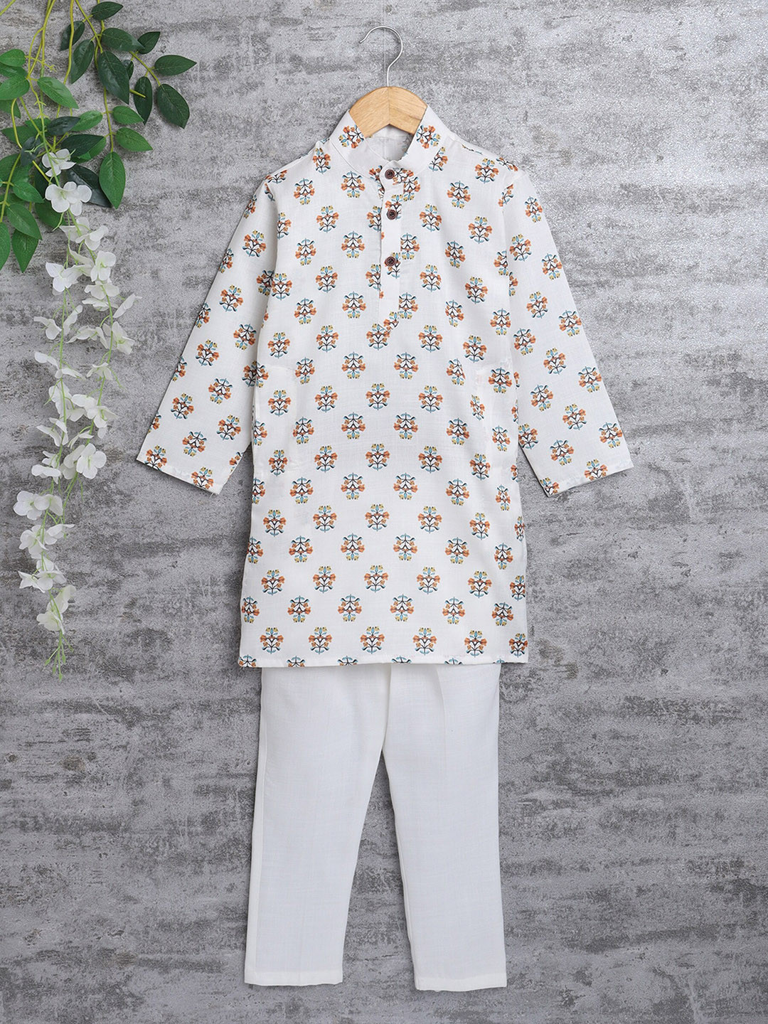 

ahhaaaa Boys Mandarin Collar Floral Printeded Kurta With Pyjamas, White