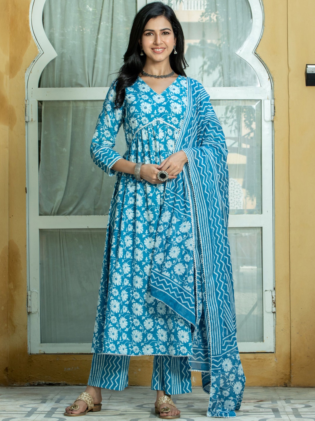 

Kohsh Floral Printed Gotta Patti Pure Cotton A-Line Kurta With Palazzos & Dupatta, Turquoise blue