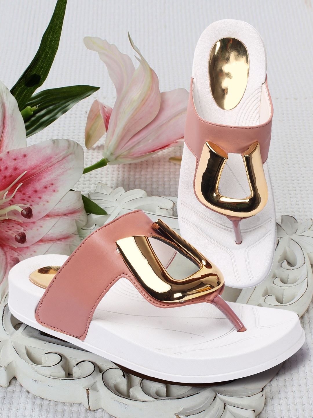 

FASHIMO Women Embellished T-Straps Flats, Peach