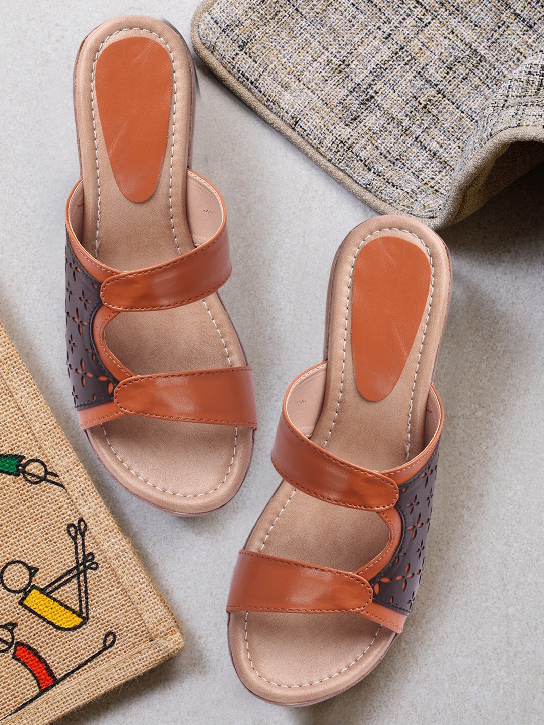 

FASHIMO Laser Cuts Comfort Heels, Tan