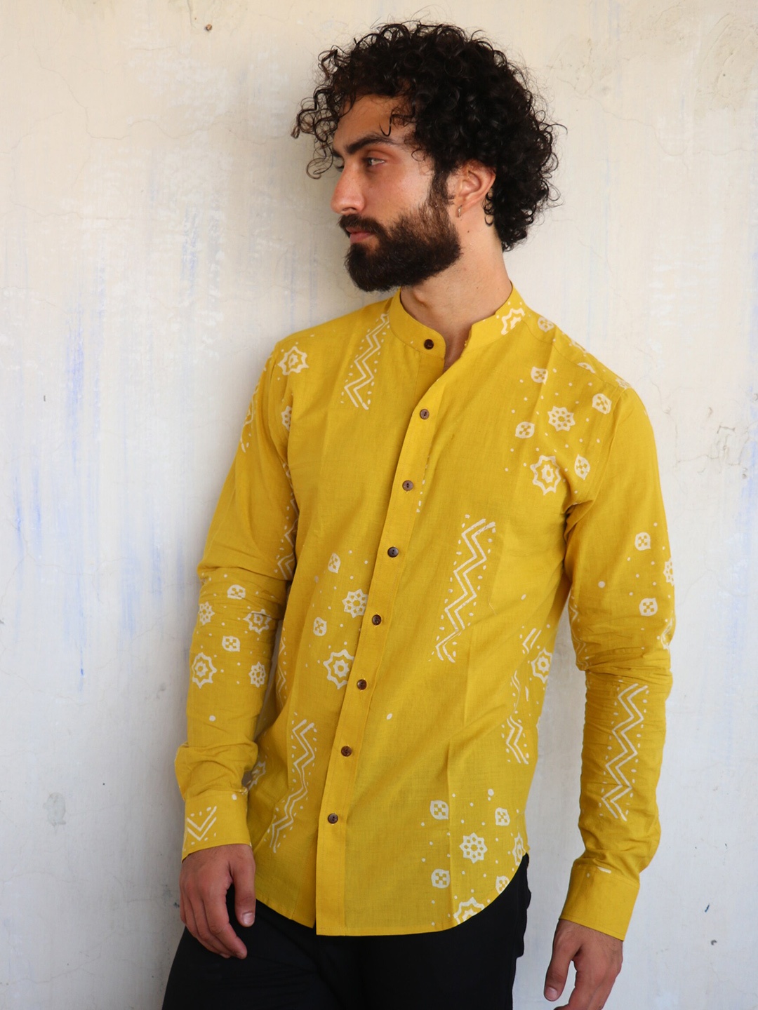 

Chidiyaa Standard Ethnic Printed Mandarin Collar Cotton Casual Shirt, Yellow