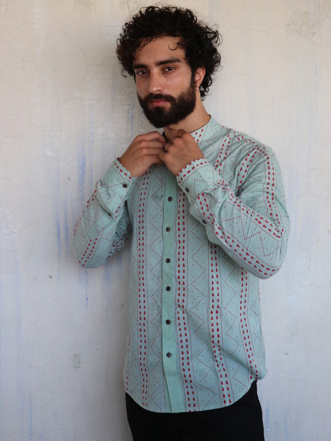 

Chidiyaa Standard Ethnic Printed Mandarin Collar Cotton Casual Shirt, Green