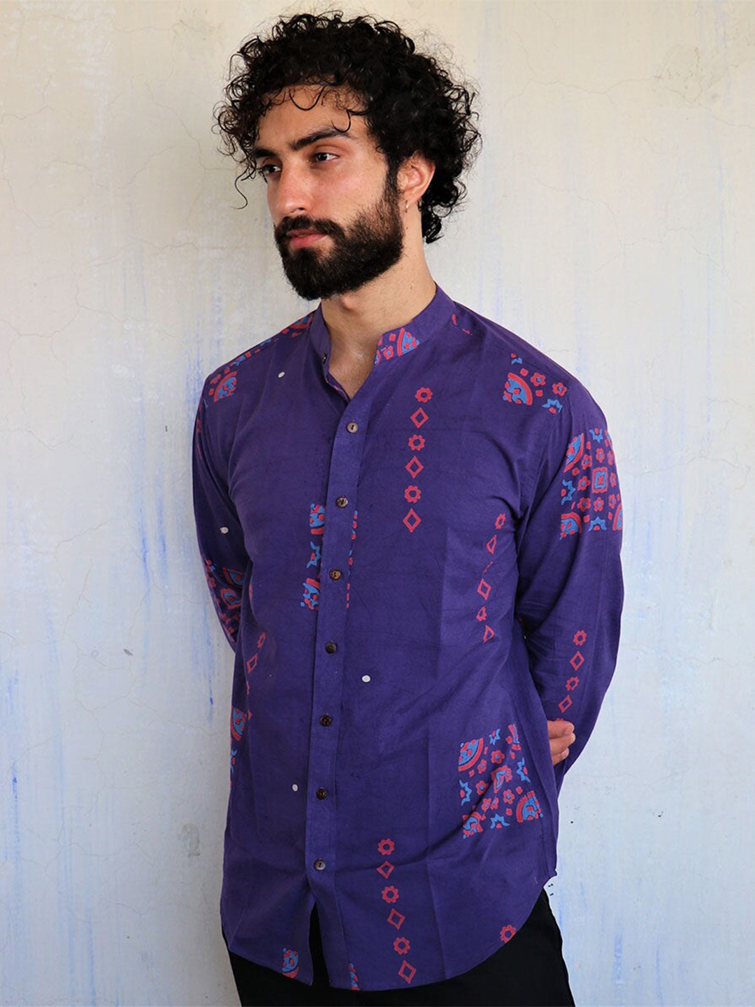 

Chidiyaa Standard Floral Blockprinted Mandarin Collar Cotton Casual Shirt, Purple