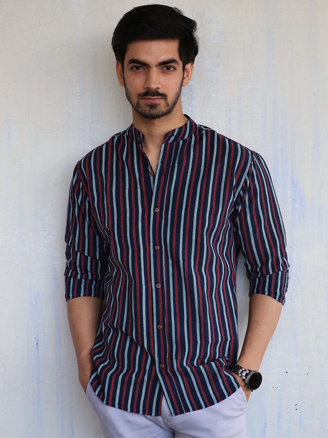 

Chidiyaa Vertical Striped Mandarin Collar Standard Cotton Casual Shirt, Navy blue