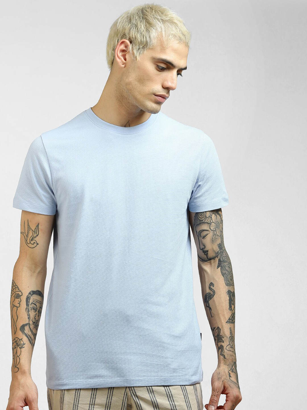 

Jack & Jones Men Blue Pockets Slim Fit T-shirt
