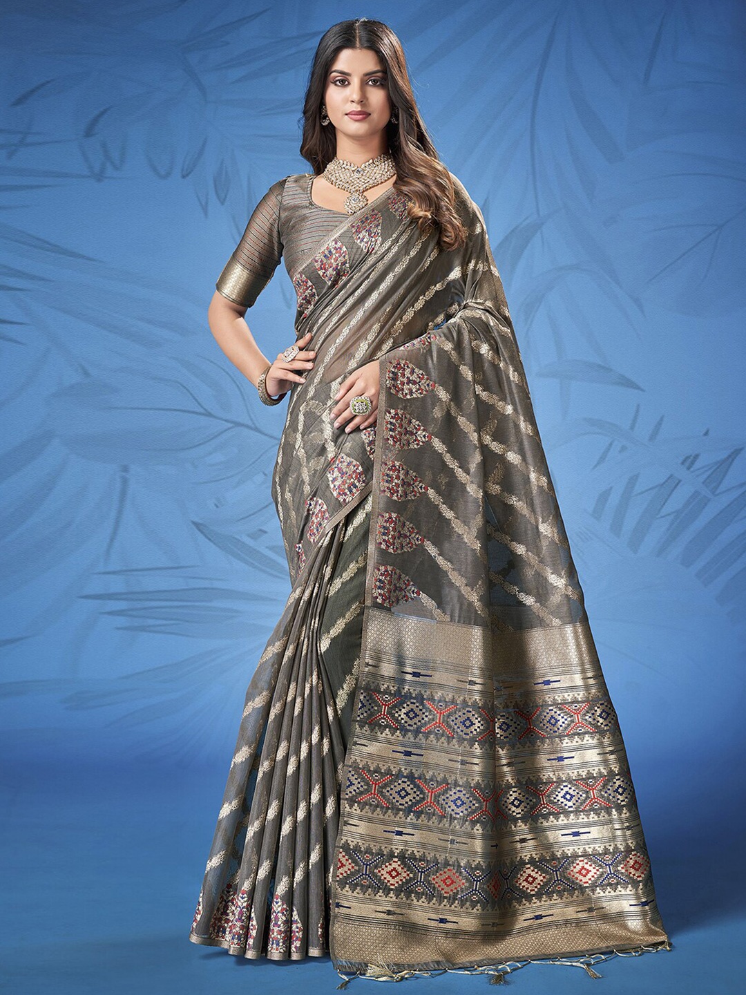 

Satrani Ethnic Motifs Woven Design Zari Saree, Grey