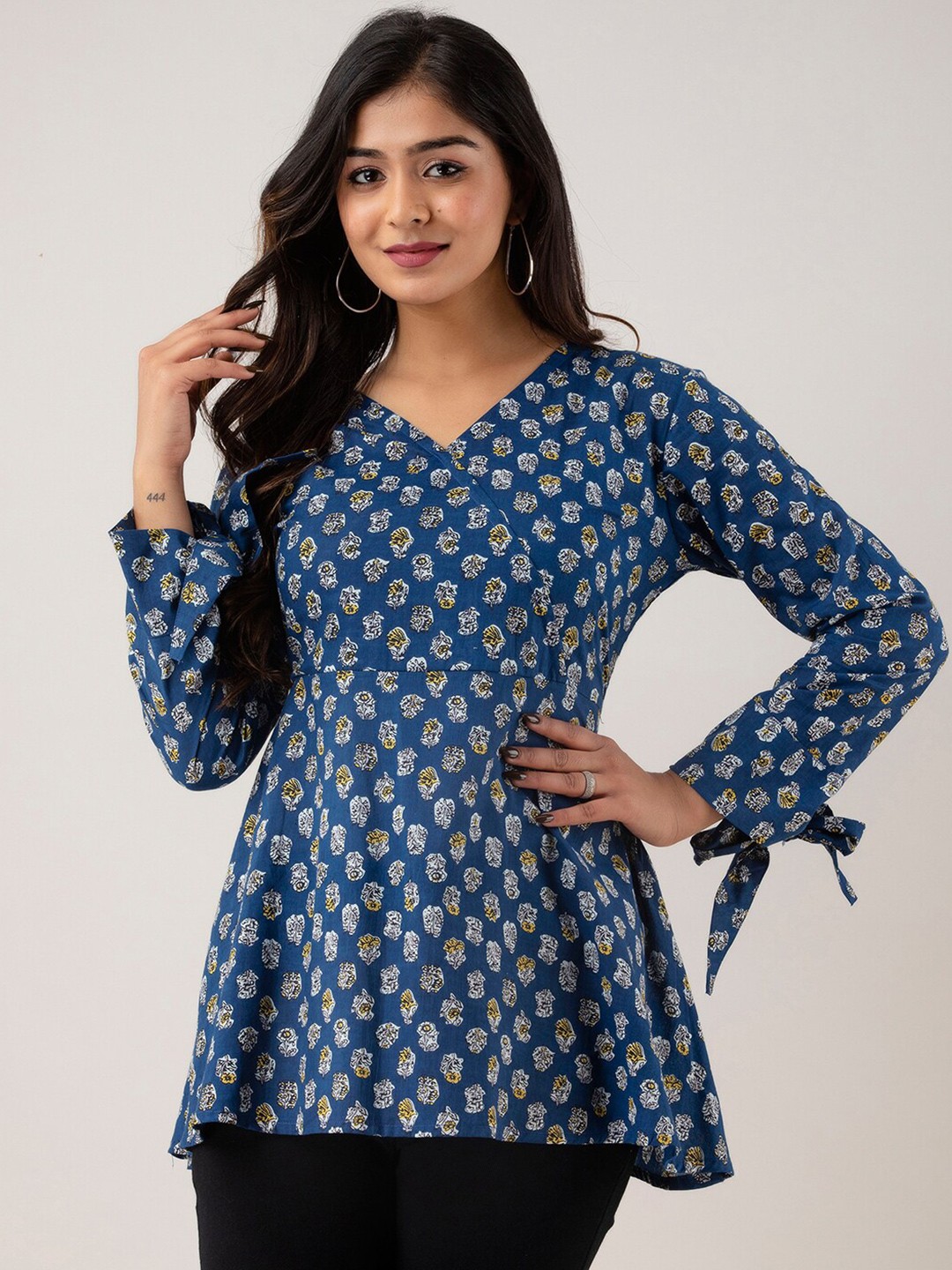 

FERANOID Ethnic Motifs Printed V Neck Pure Cotton Angrakha Kurti, Blue