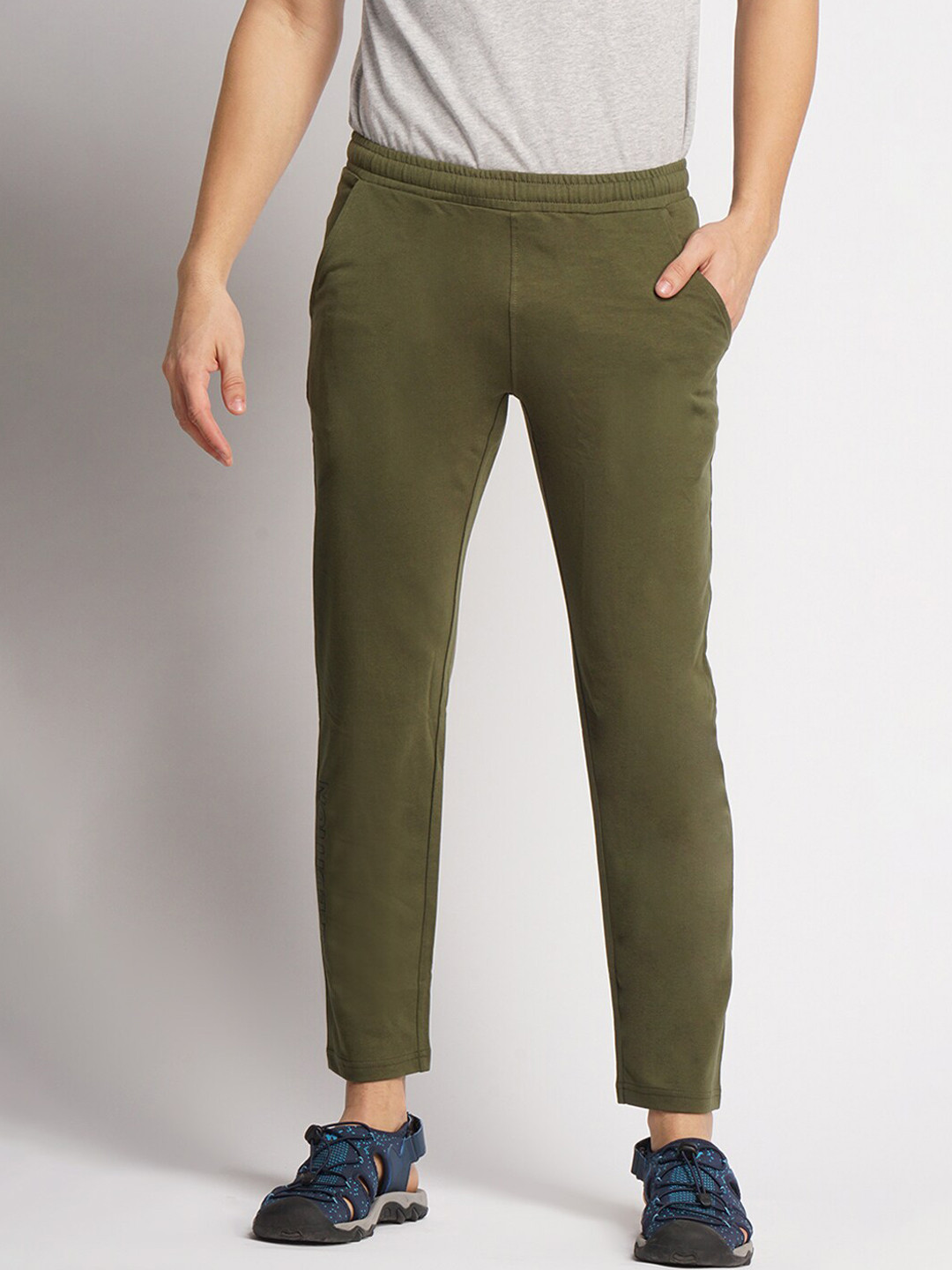 

Wildcraft Men Regular Fit Cotton Anti-Wrinkle Track Pant, Olive