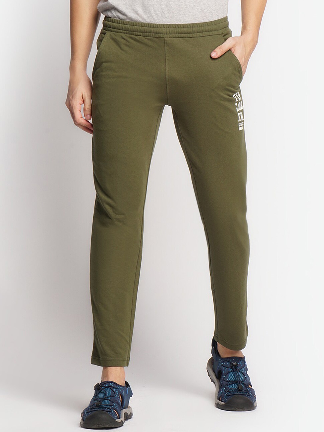 

Wildcraft Men Regular Fit Cotton Anti-Wrinkle Track Pant, Olive