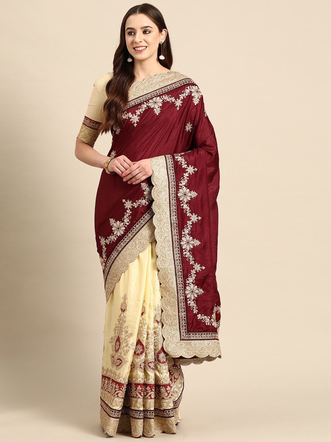 

MANOHARI Embellished Embroidered Silk Blend Heavy Work Saree, Maroon