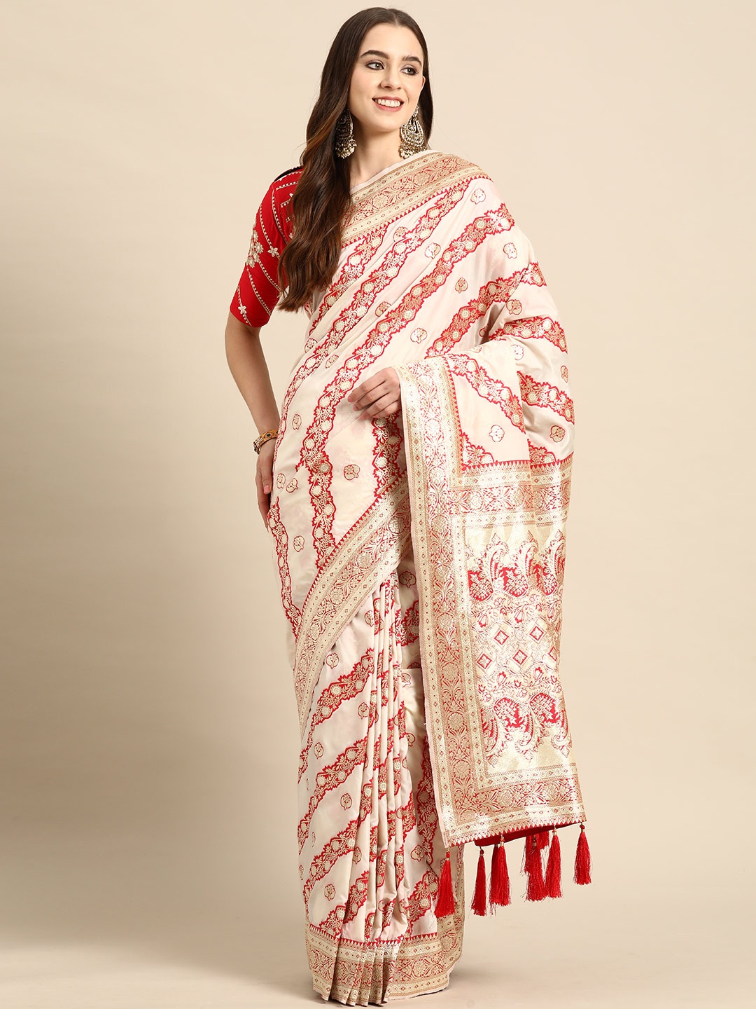 

MANOHARI Leheriya Silk Blend Heavy Work Banarasi Saree, Off white