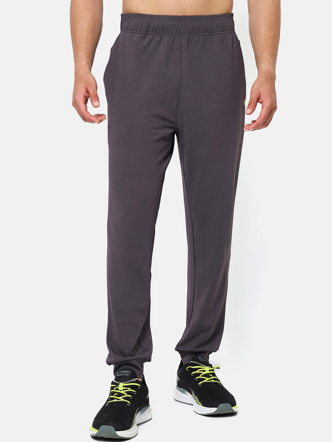 

Cultsport Men Solid Training Joggers, Grey