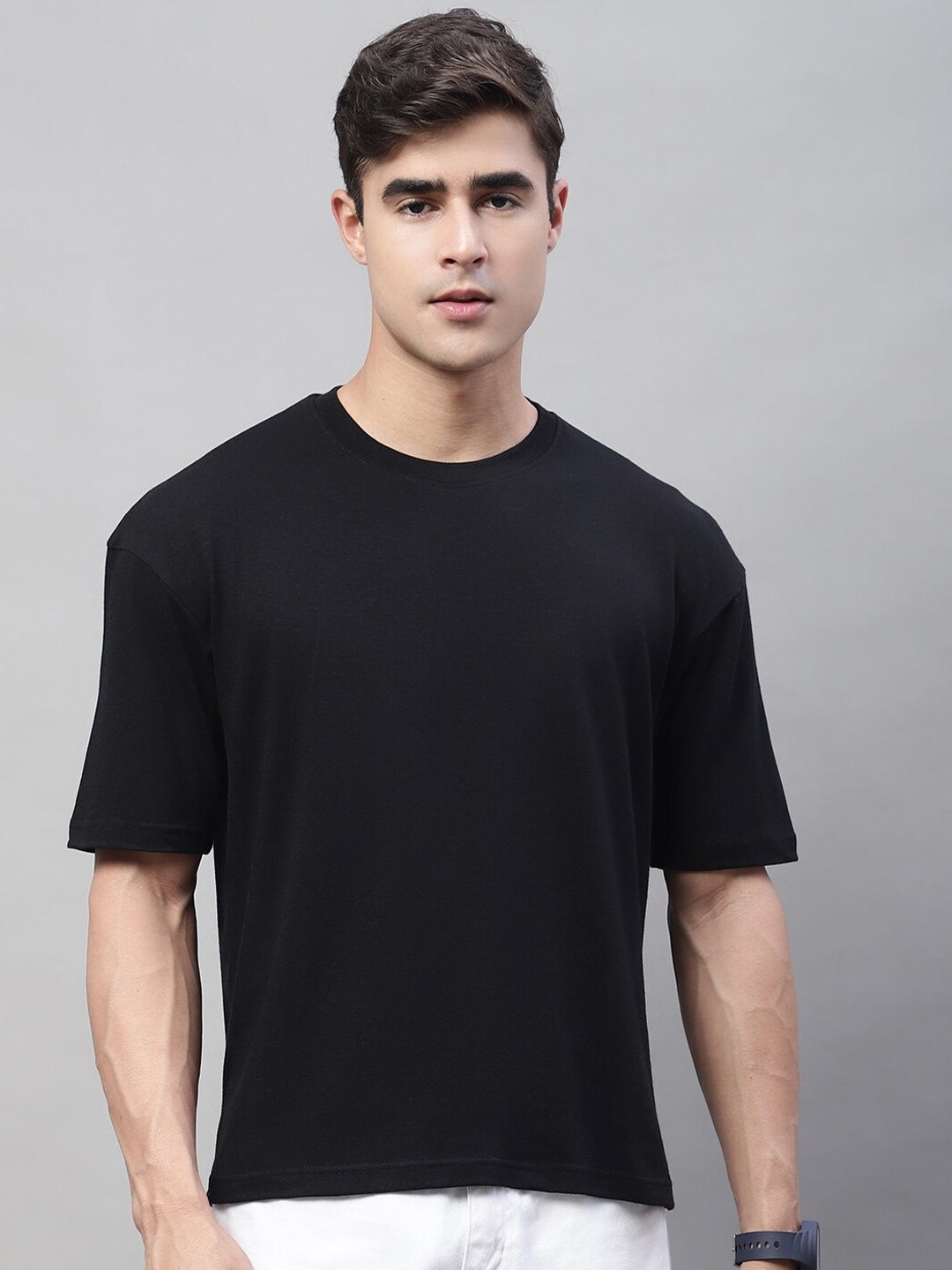 

Obaan Round Neck Cotton T-Shirt, Black