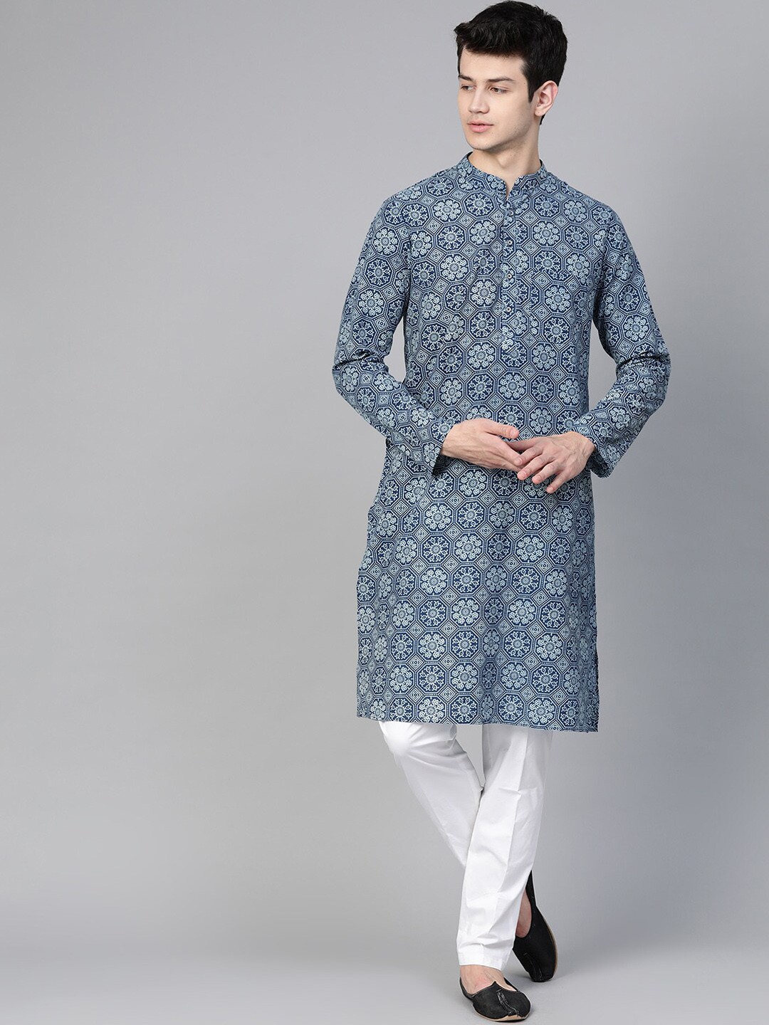 

See Designs Ethnic Motifs Printed Pure Cotton Kurta with Pyjamas, Navy blue