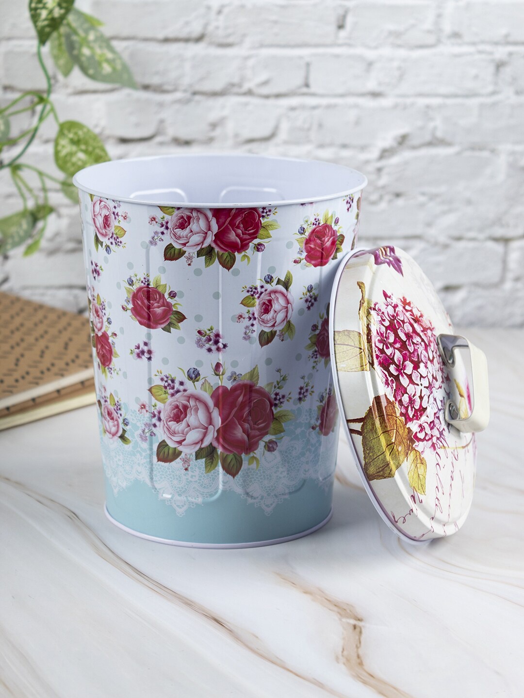

MARKET99 White & Blue Floral Printed Dishwasher Safe Metal Tin Box