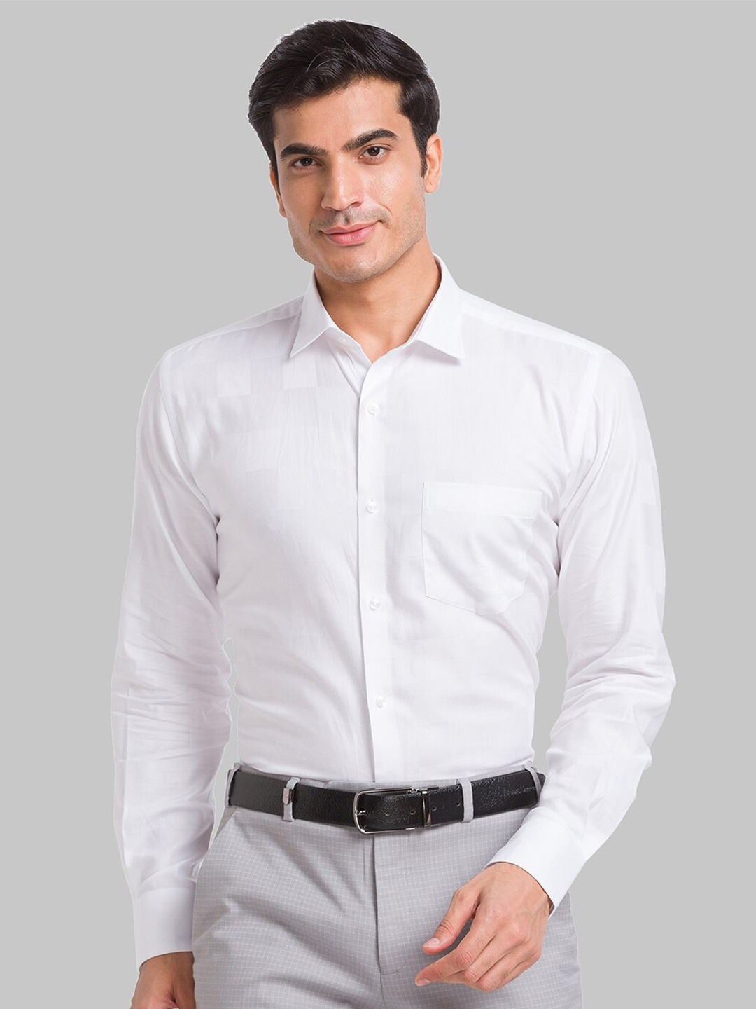 

Park Avenue Men White Slim Fit Opaque Casual Shirt