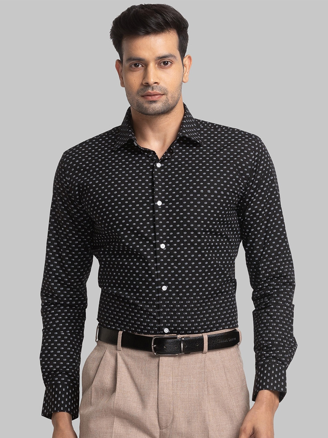 

Park Avenue Micro Ditsy Printed Spread Collar Organic Cotton Slim Fit Formal Shirt, Black