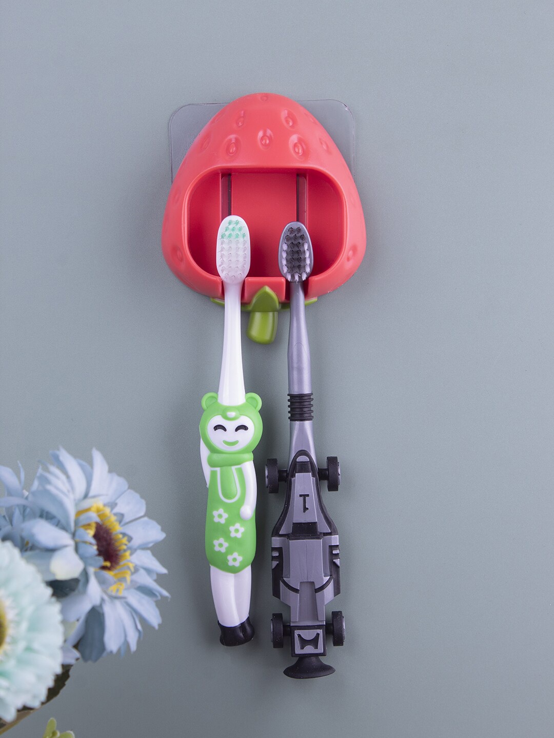 

MARKET99 Red Strawberry Shaped Toothbrush Holder