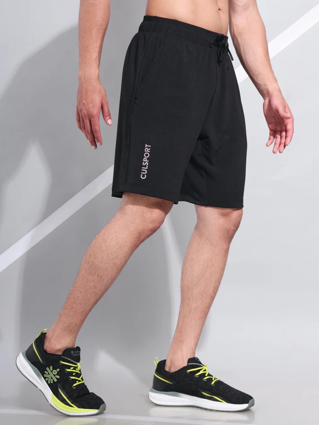 

Cultsport Men Brand Logo Printed Active Shorts With Drawcords, Black