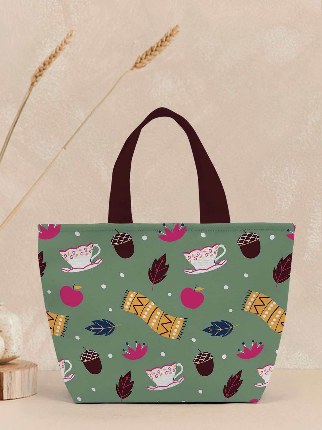 

Crazy Corner Graphic Printed Lunch Bag, Green