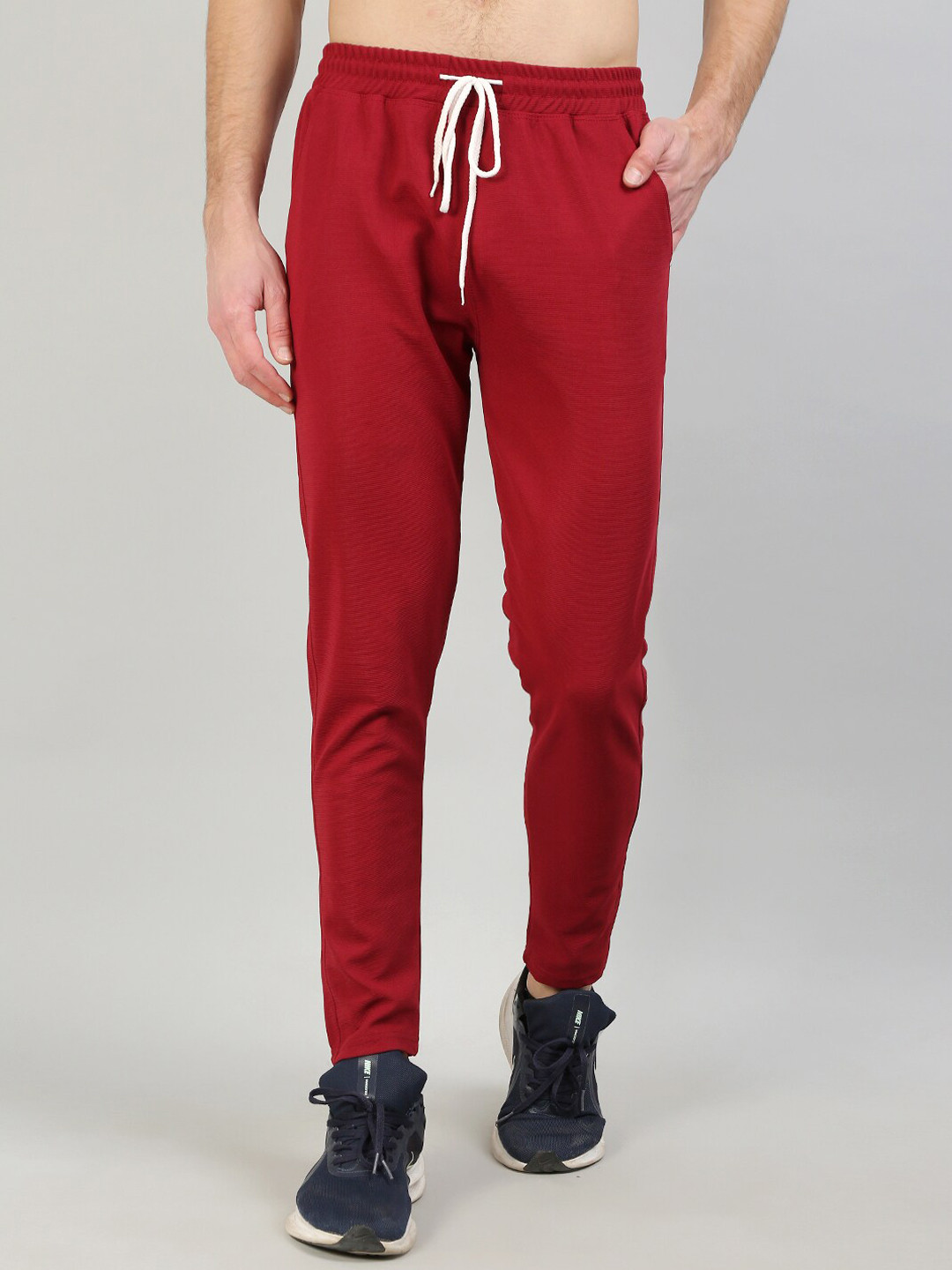 

Kushi Flyer Men Regular Fit Mid-Rise Dry-Fit Track Pants, Maroon
