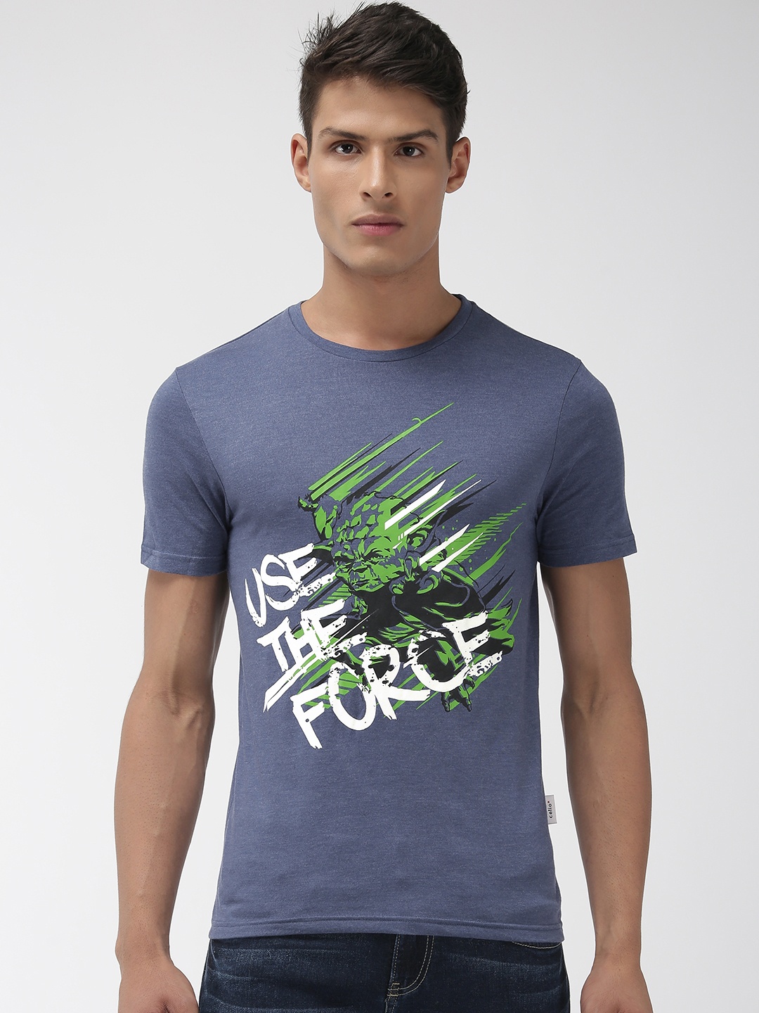 

Celio Star Wars Men Blue & Green Printed Round Neck T-shirt