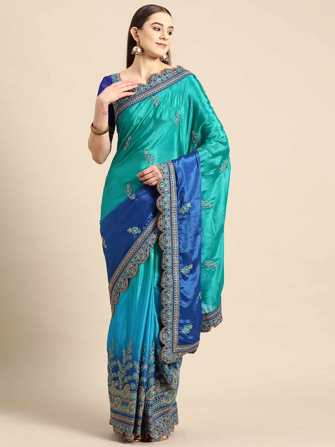 

MANOHARI Blue & Green Ethnic Motifs Poly Chiffon Saree