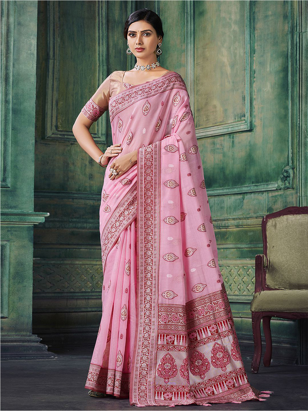 

Satrani Ethnic Motifs Woven Design Zari Saree, Pink