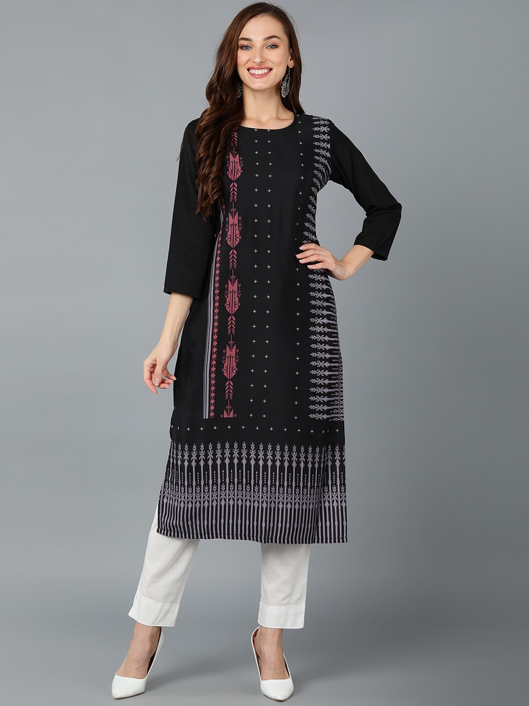 

AHIKA Ethnic Motifs Printed Regular Sleeves Kurta, Black