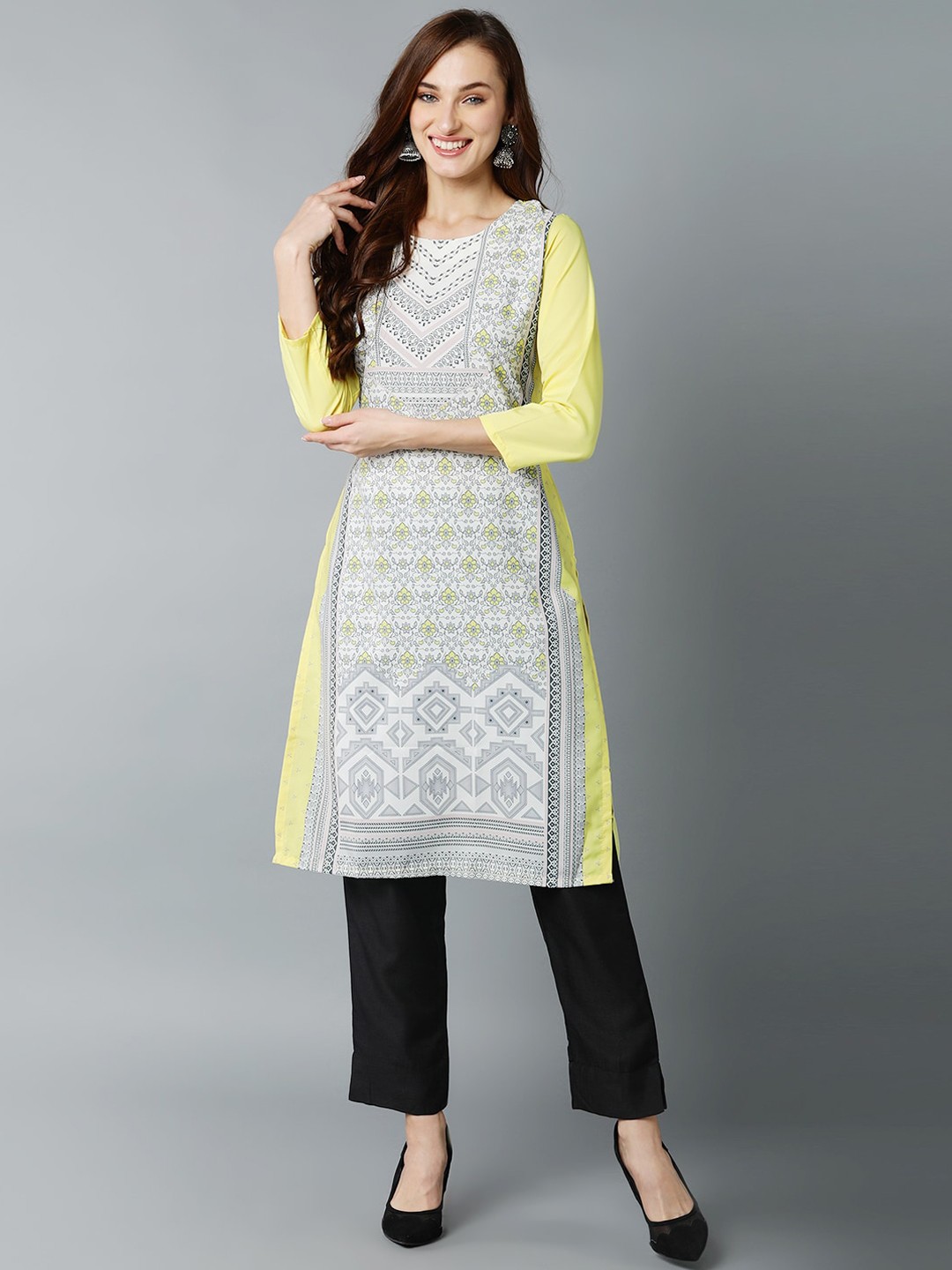 

AHIKA Women Yellow Geometric Printed Keyhole Neck Thread Work Kurta