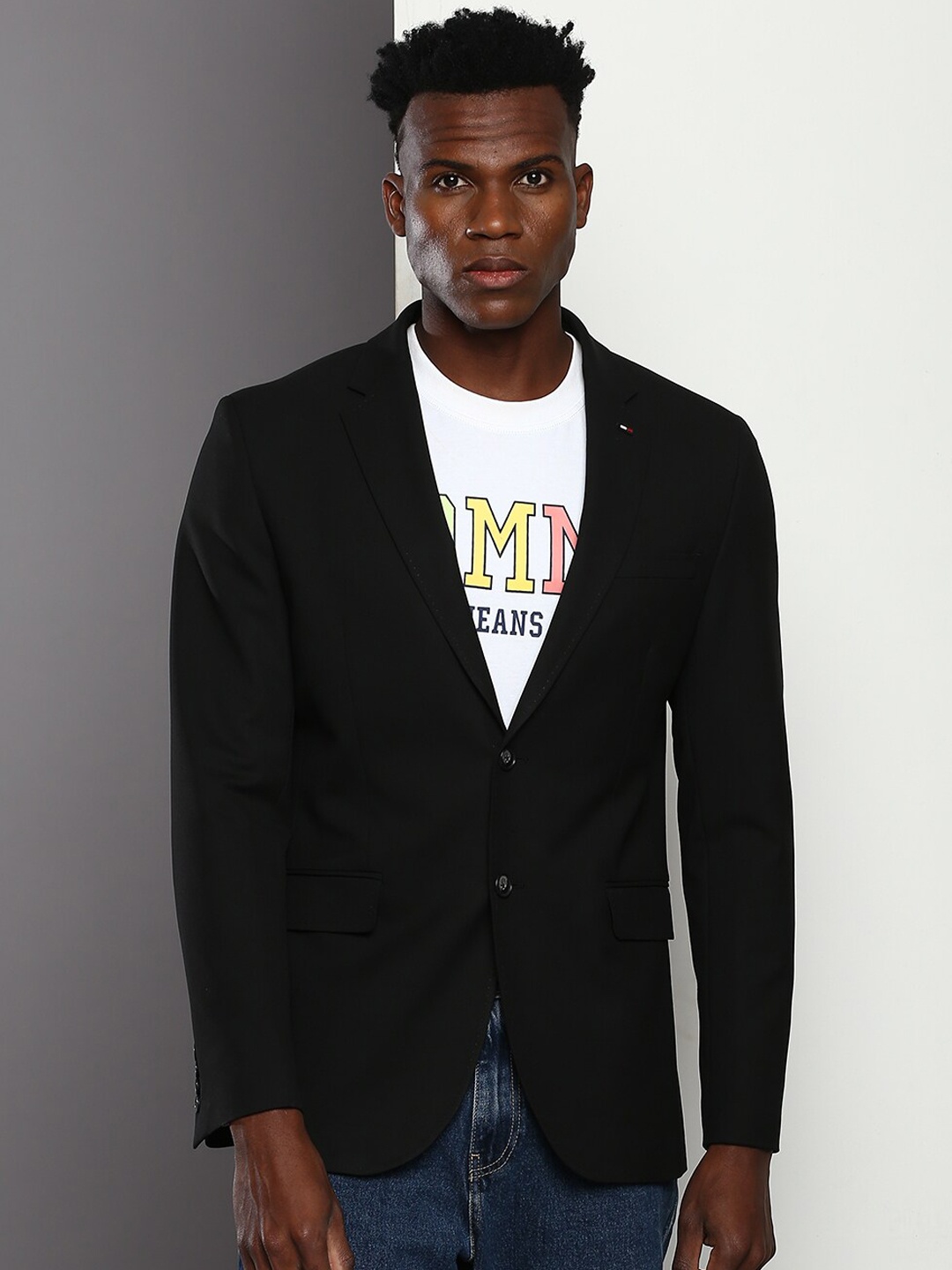 

Tommy Hilfiger Notched Lapel Single-Breasted Blazer, Black