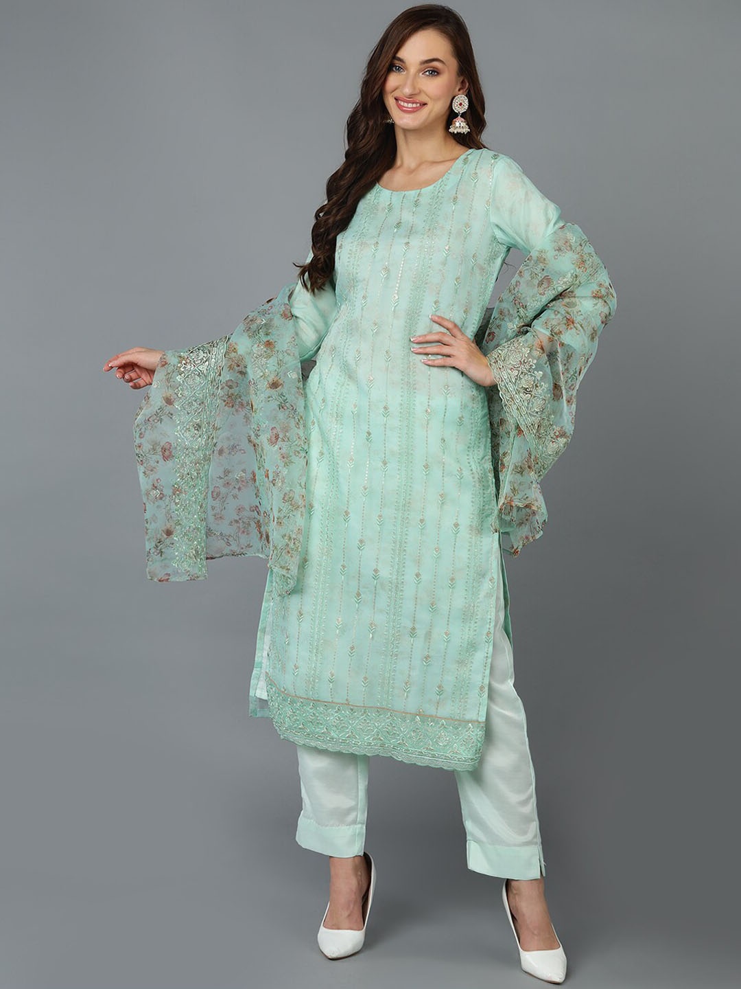 

AHIKA Round Neck Floral Embroidered Sequinned Organza Kurta With Trousers & Dupatta, Sea green