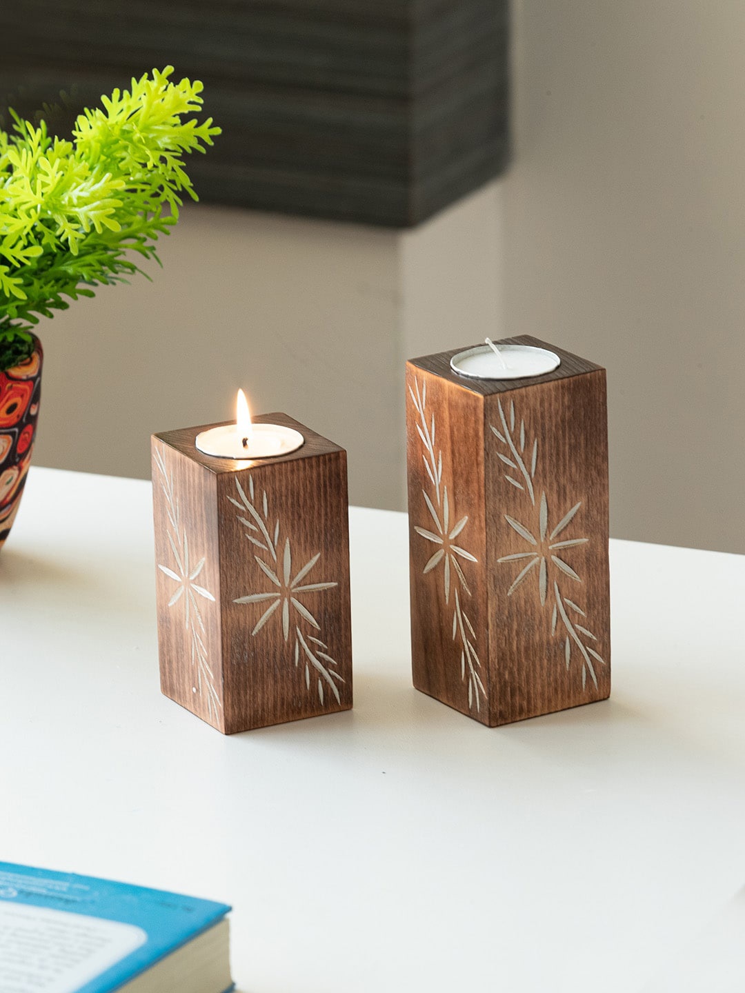 

ExclusiveLane Brown 2 Pieces Jugnu Floral Tea Light Holders