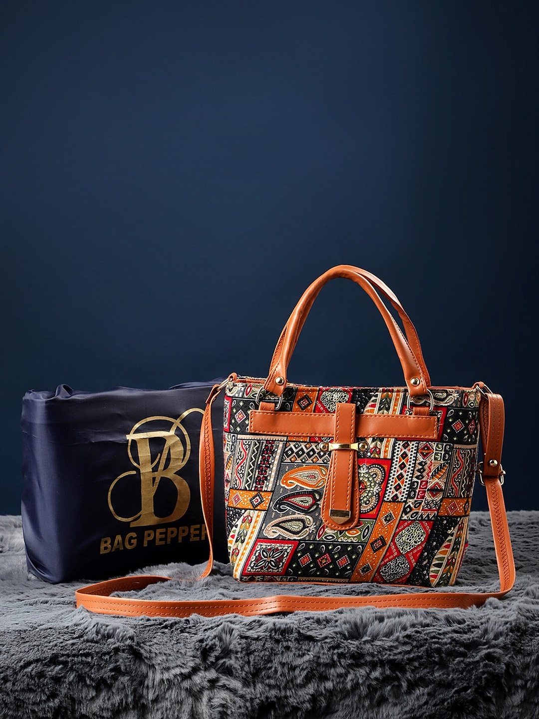 

Bag Pepper Women Ethnic Motifs Printed Cotton Handheld Bag, Grey