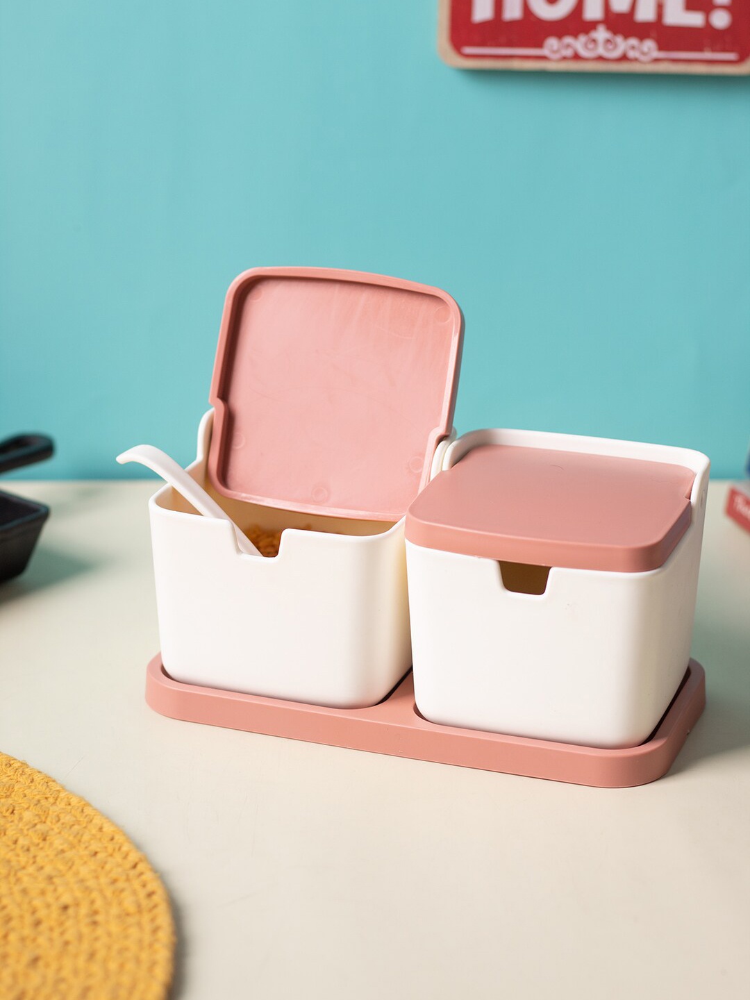 

MARKET99 2 Pieces Cream & Pink Condiment Box Set