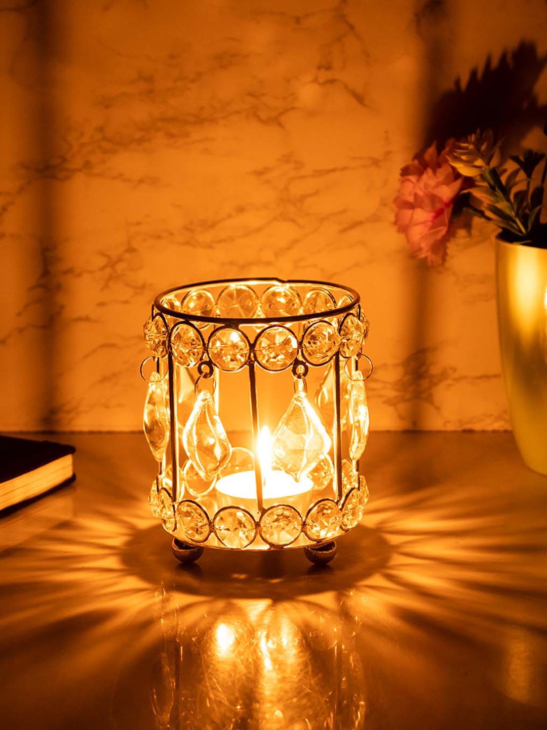 

MARKET99 Gold-Toned & White Crystal Round Cylindrical Votive Candle Holders