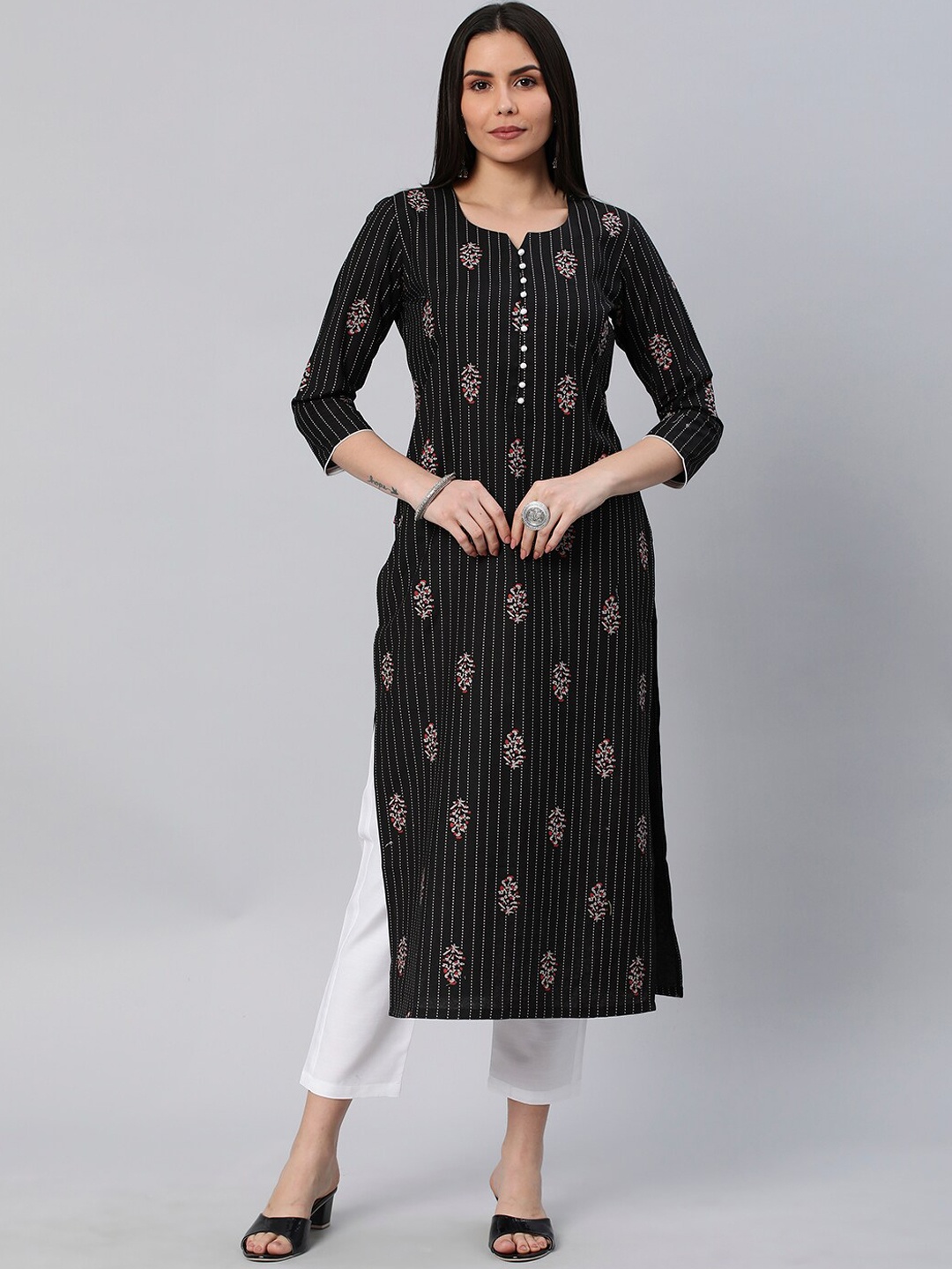 

KALINI Floral Printed Notched Neck Kurta With Trousers, Black