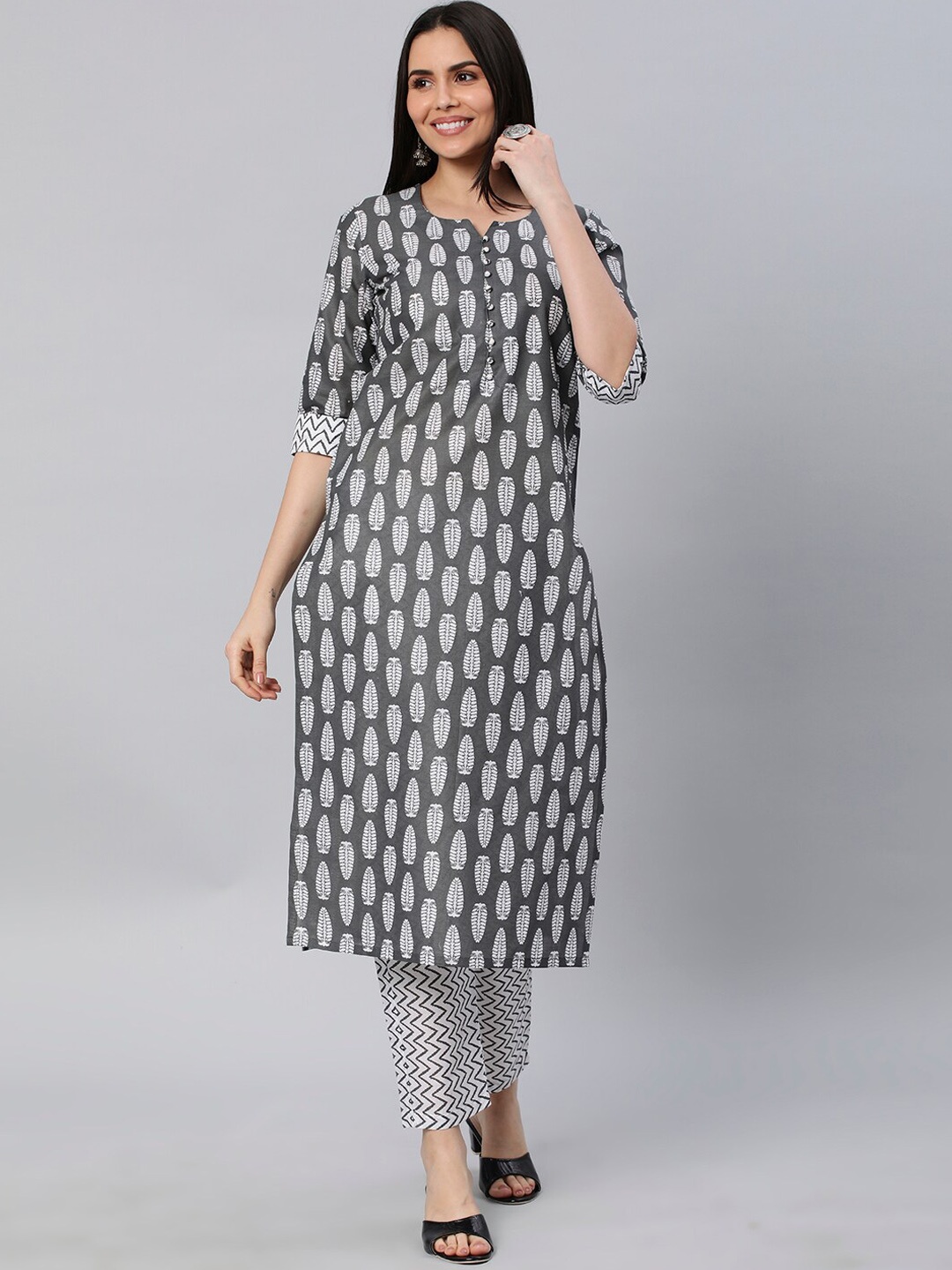 

KALINI Ethnic Motifs Printed Kurta with Trousers, Grey