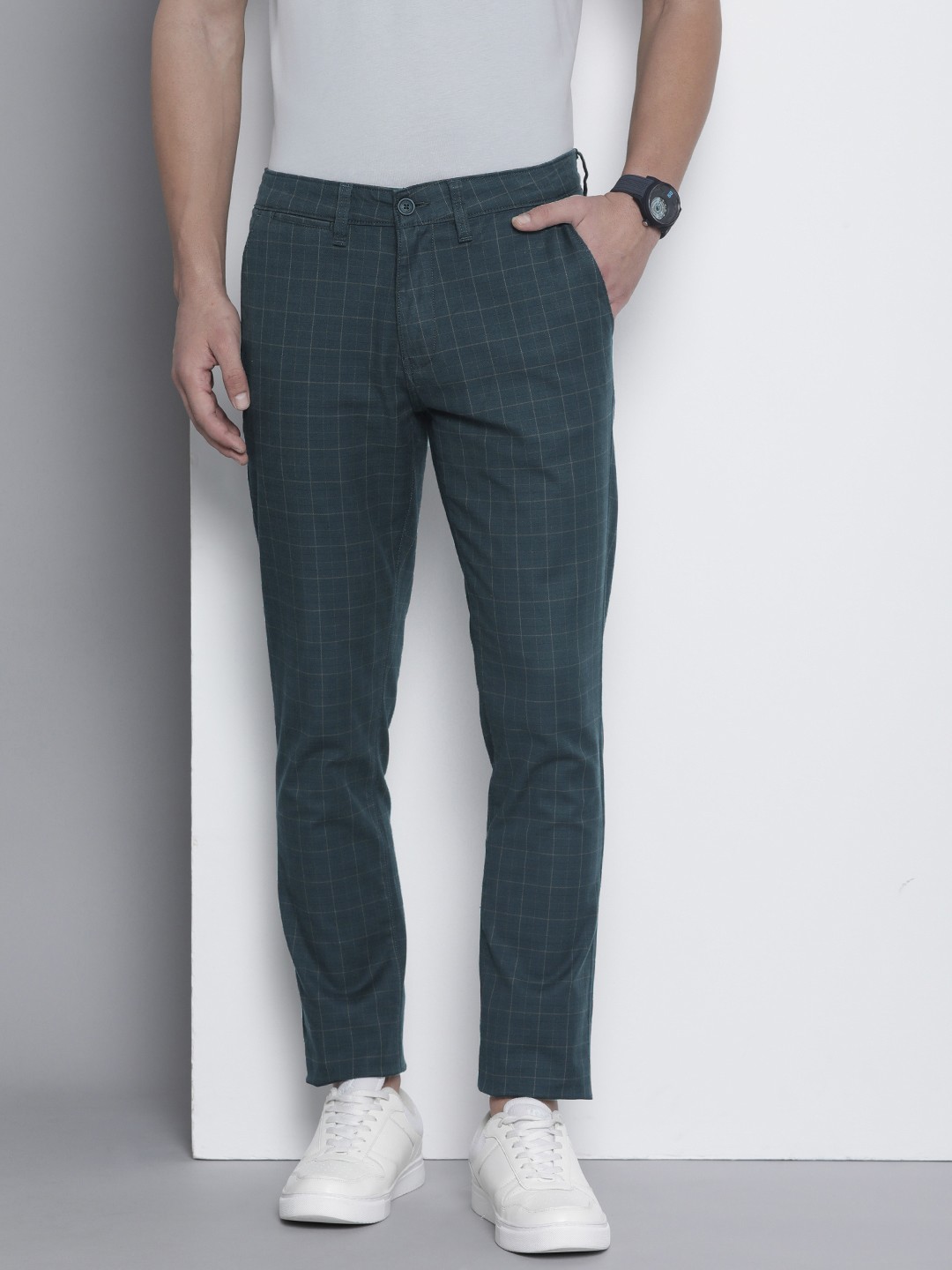 

Nautica Men Checked Slim Fit Chinos Trousers, Navy blue