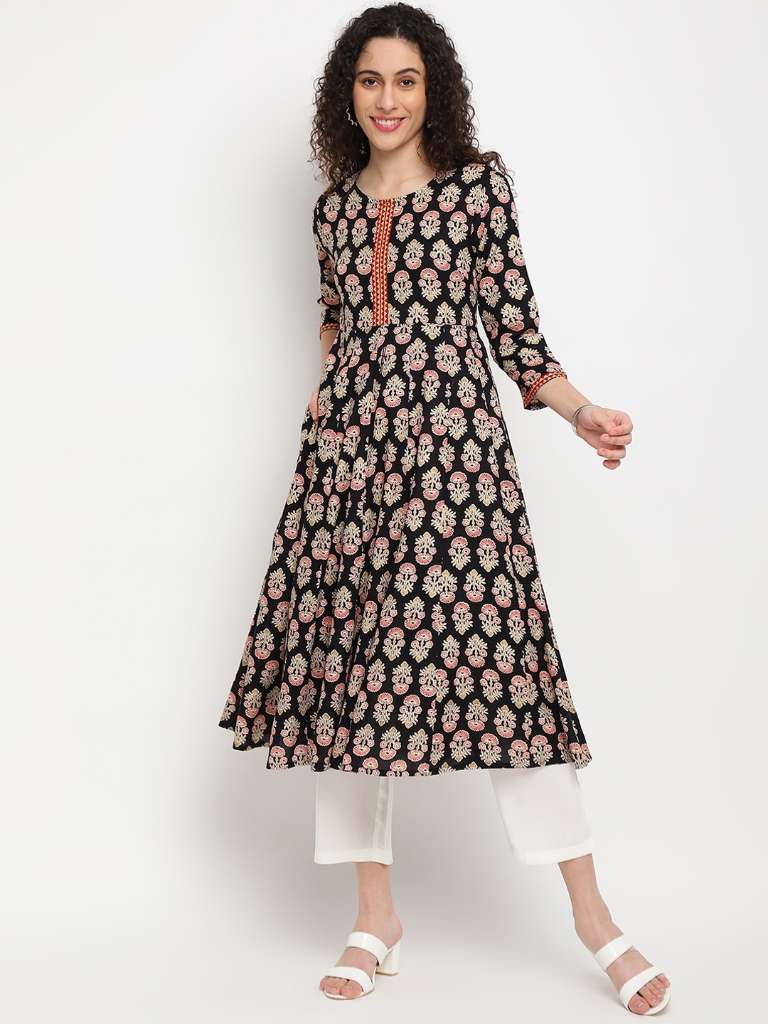 

IMARA Floral Printed Pure Cotton Anarkali Kurta, Black
