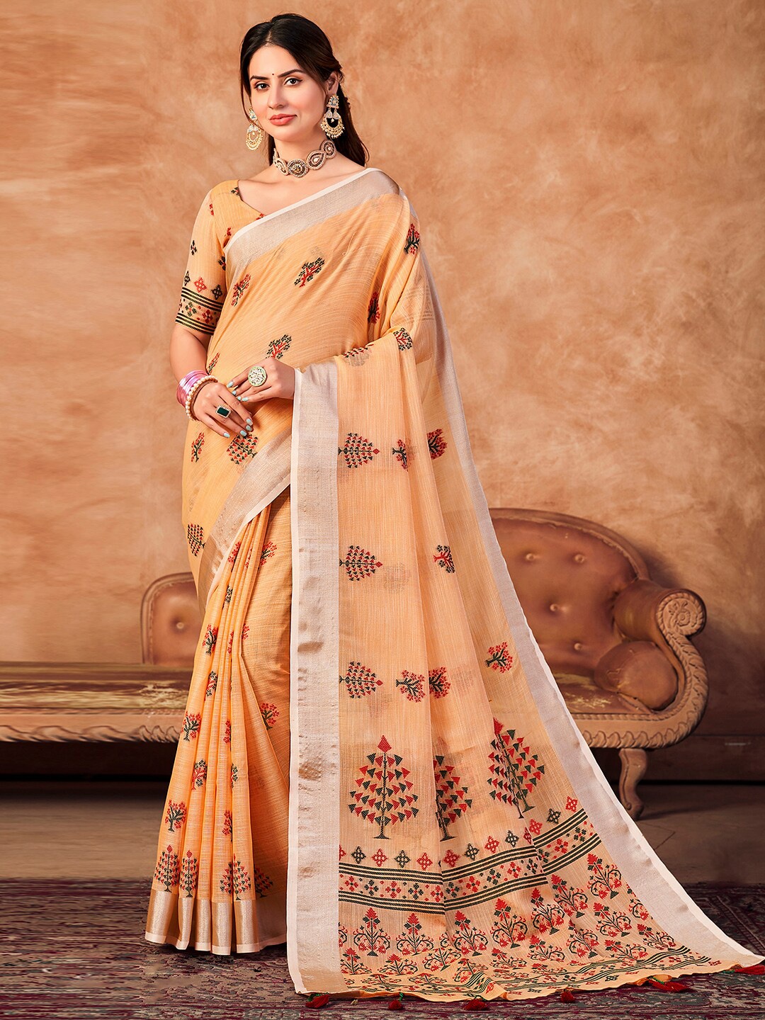 

Satrani Ethnic Motifs Woven Design Zari Linen Blend Saree, Orange